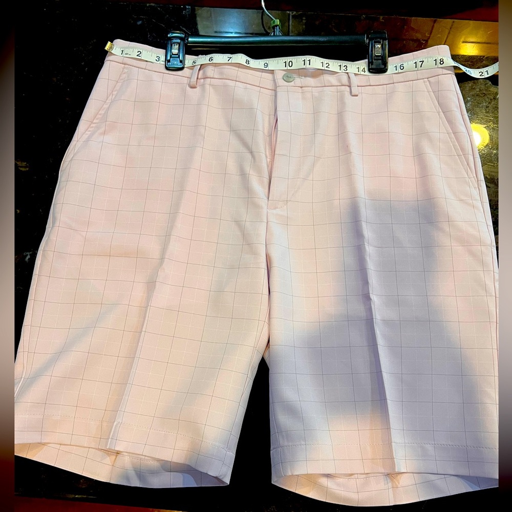 Size 36 Mens Baby Pink Plaid Golf Short